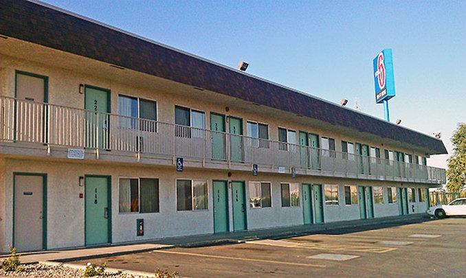 Rodeway Inn Паско Экстерьер фото
