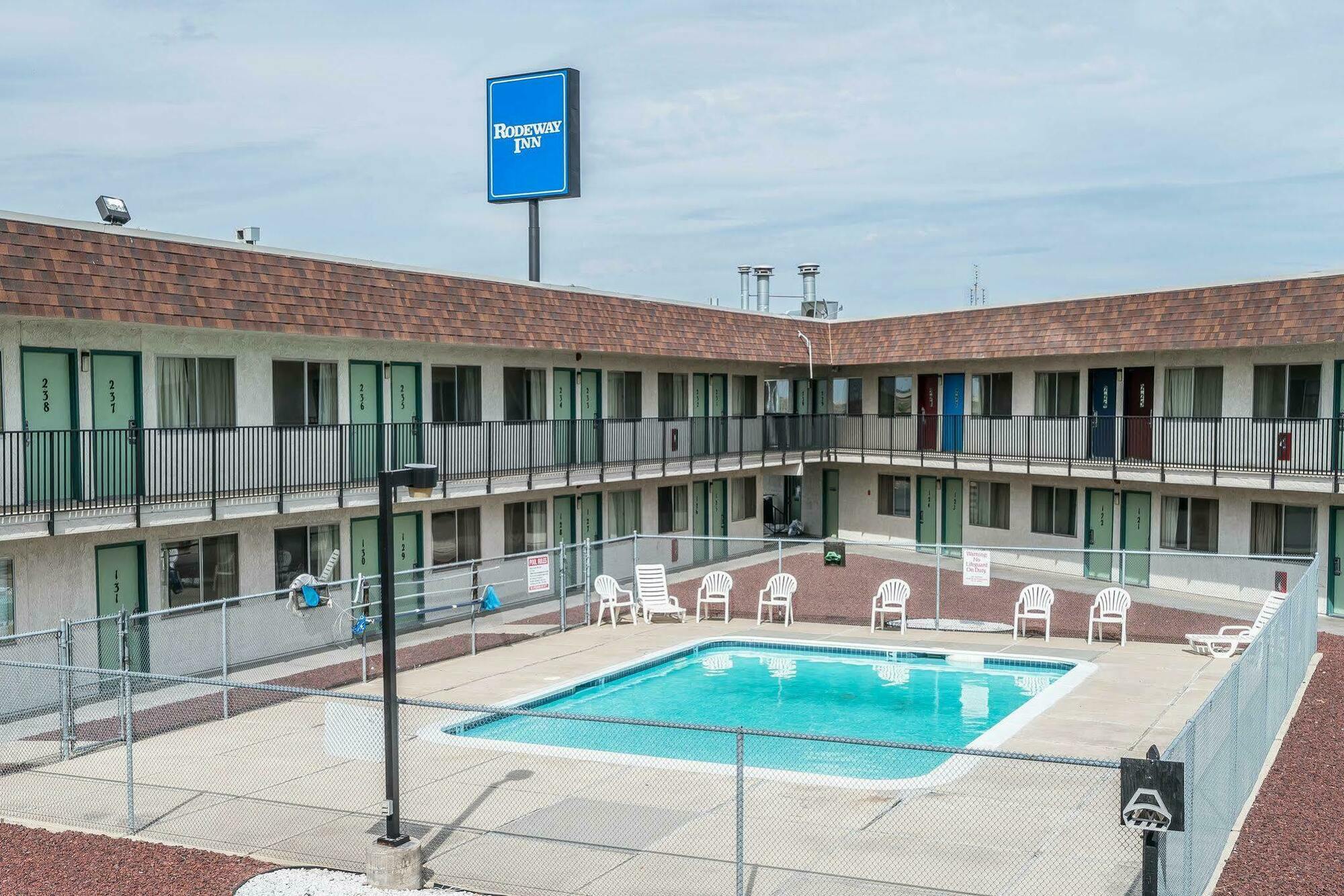 Rodeway Inn Паско Экстерьер фото